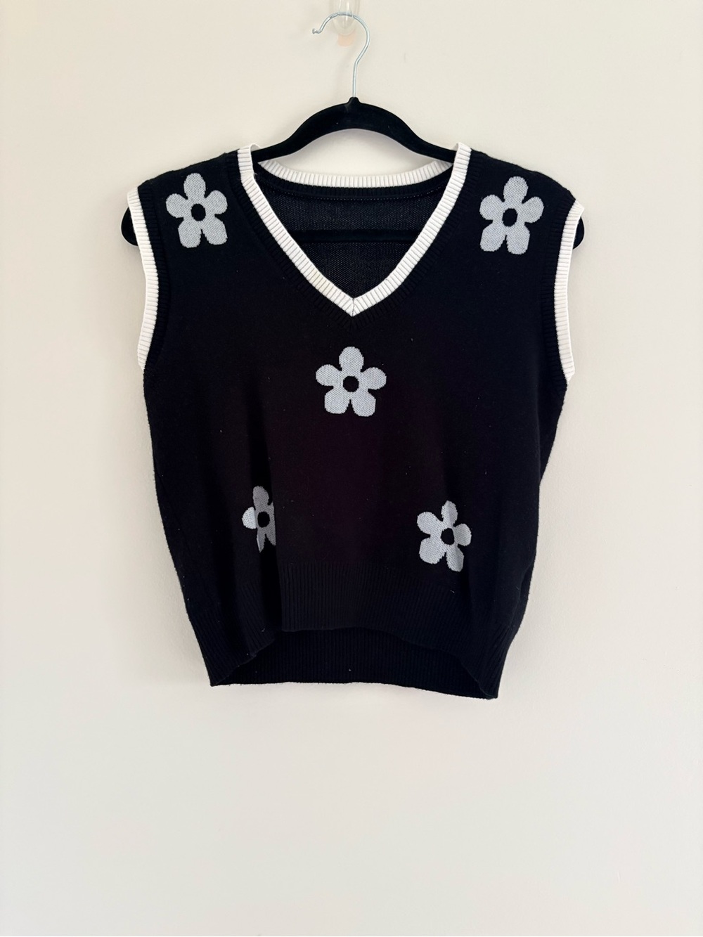 Black Floral V-Neck Knit Tank with White Trim